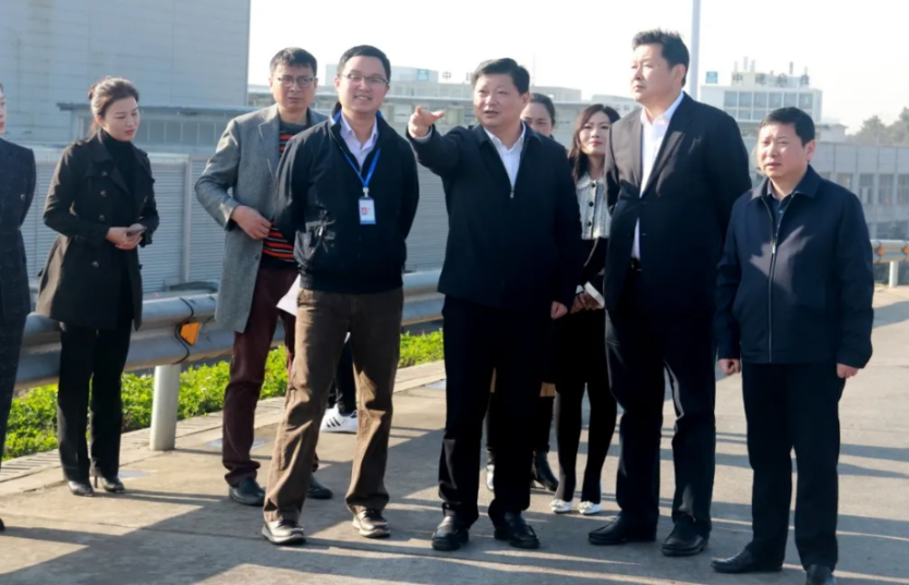 ������ί����ǡ��г��������ʶӸ��в���ҵ���ؾ����´��߷�ο��