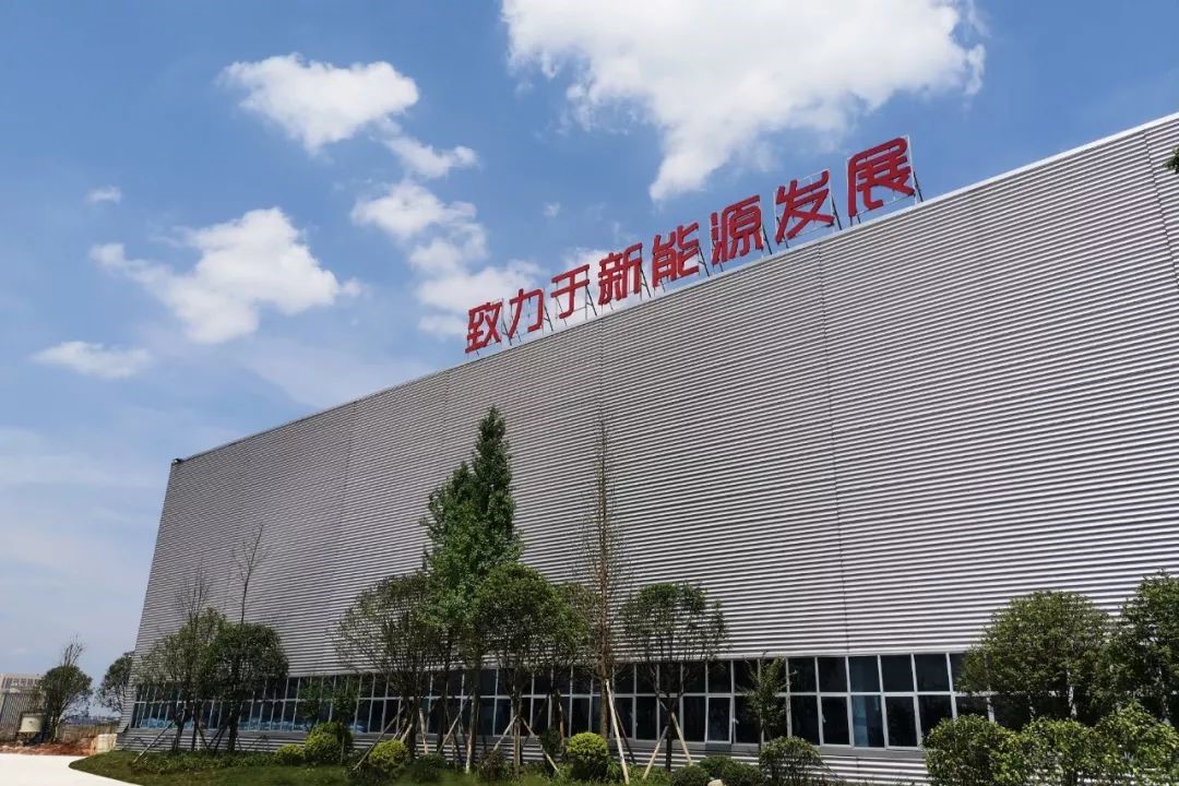 ı�����ĵġ�Ӳ�˾�Ӣ�������ٿͻ�����������������������Զ׷����