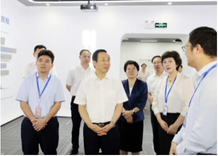 ����ʡί��������ܵ����ŵ�88������վʱָ���������Ƽ����� һֱ����ȫ���г�ռ����